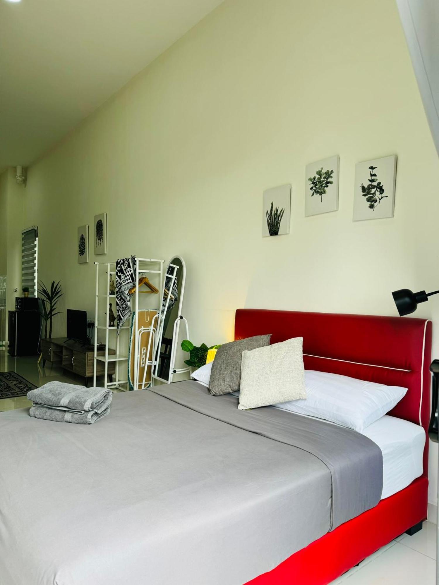 Coresoho Suite By Bkastaycation Kotawarisan Sepang Klia Airport, Free Wifi Exterior photo