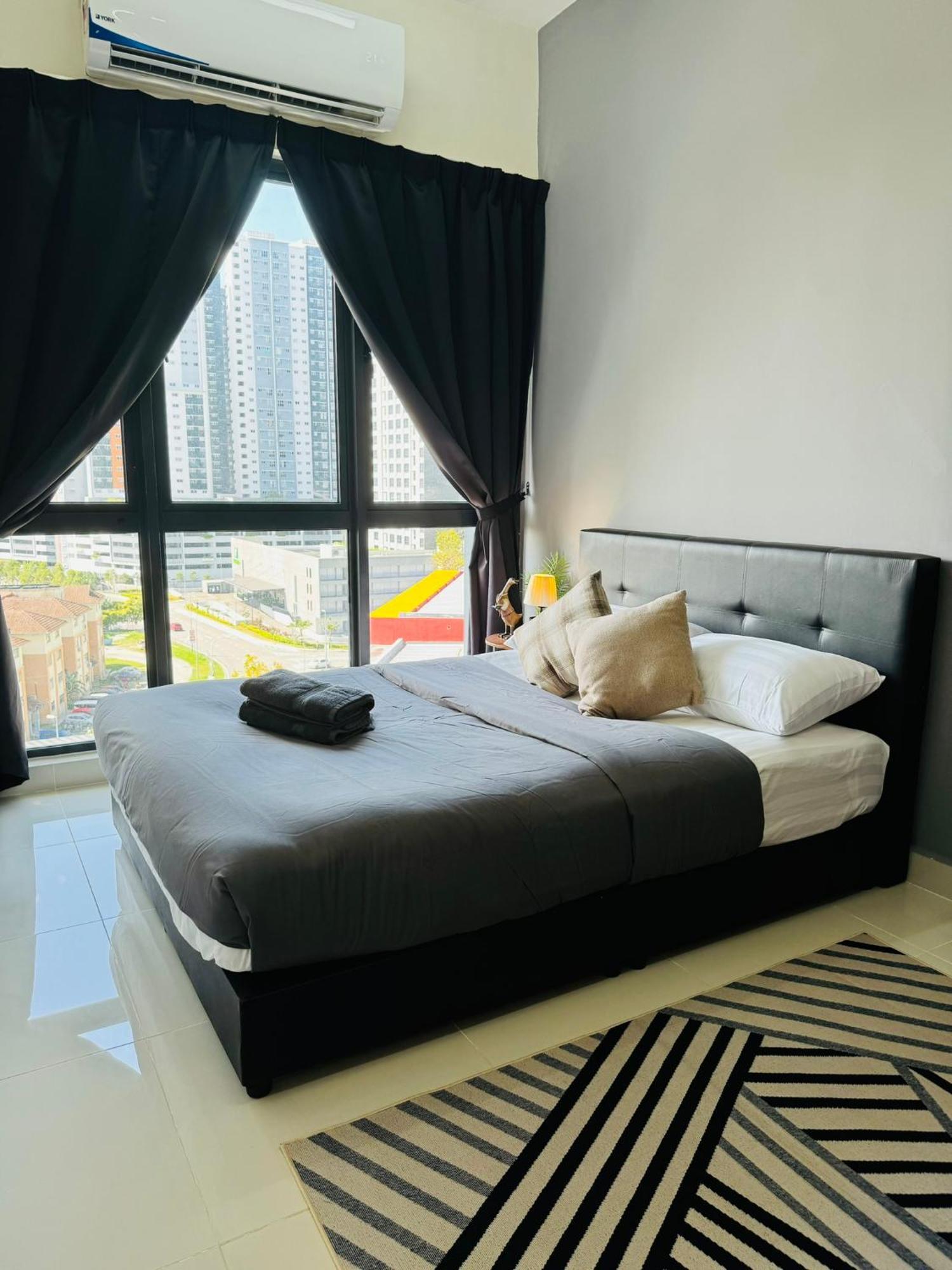 Coresoho Suite By Bkastaycation Kotawarisan Sepang Klia Airport, Free Wifi Exterior photo